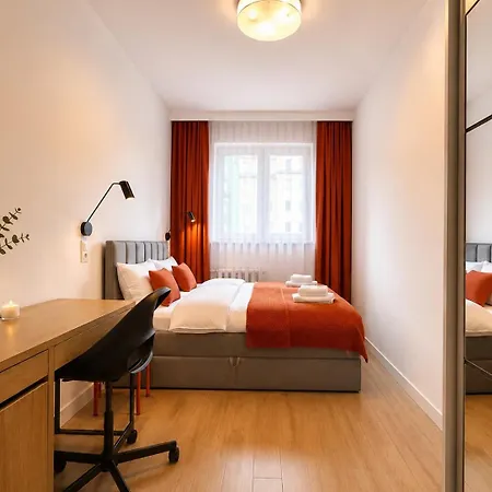 Baza Z Prywatnym Wejsciem Apartmán *